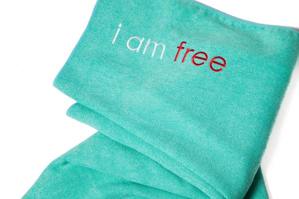 I Am Free YogaHandduk